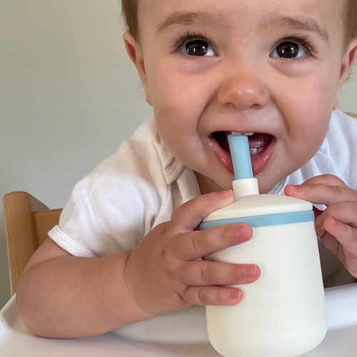 Smikkels gobelet enfant en silicone - tasse à boire - paille - blanc bleu-3