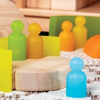 Guidecraft Discovery People - Natural - 16 pc. set 4