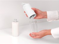 Brabantia distributeur de savon cuisine Mineral Fresh White 200 ml design-3