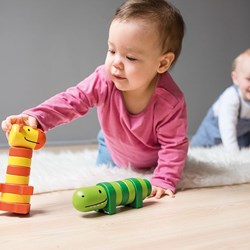 Beleduc jeu d'empilement Stacking Friends jouet en bois éducatif