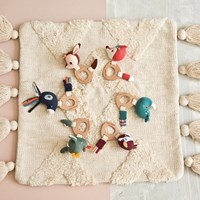 Lilliputiens houten rammelaar eco Marius - duurzaam babyspeelgoed FSC-2