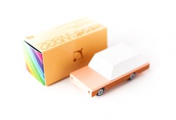 Candylab houten speelgoedauto Candycar The Dart perzik design