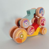 Bajo houten speelgoedauto 3ple car multicolor educatief