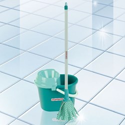 Klein Leifheit set de balai jouet avec seau - jouet de ménage