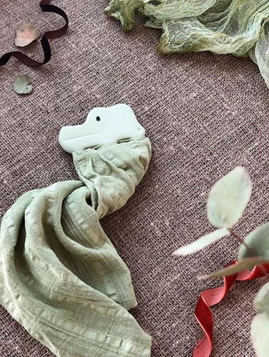 Tikiri doudou crocodile avec anneau de dentition caoutchouc naturel 25x23cm vert-3
