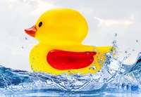 Mom's Care jouet de bain canard flottant sans BPA coloré-2