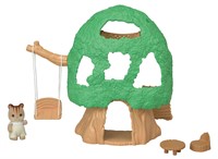 La cabane et Ambrose le bébé écureuil roux-5