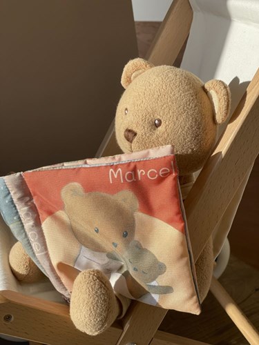 Egmont Toys stoffenboekje baby Marcel de beer 14x14 cm knuffelboek-2