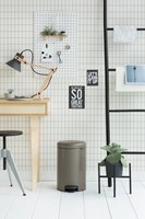 Brabantia poubelle à pédale Newicon 12L platinum cuisine-2