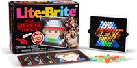 Basic Fun coffret lumineux Stranger Things Mini avec 170 chevilles