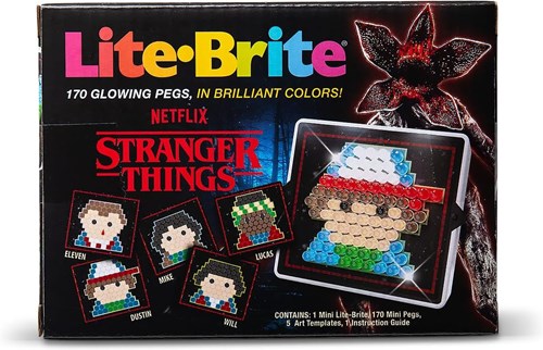 Basic Fun coffret lumineux Stranger Things Mini avec 170 chevilles-2