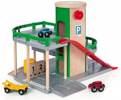 Brio parkeergarage speelgoed - houten garage met auto's en treinbaan