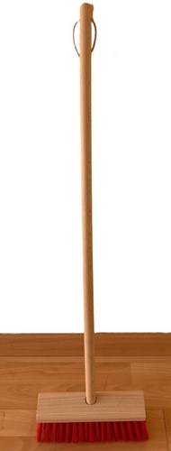 Harlekijn balai de rue pour enfants jouet rouge 80 cm pour s'amuser dehors Harlekijn Kinder straatbezem pvc rood. 80 cm