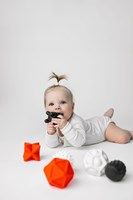 Mom's Care SENSORY TOYS Sensory Balls 6 pieces White & Black 6
