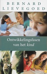 Christofoor livre étapes développement enfant pédagogie broché parentalité