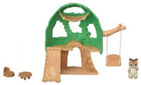 La cabane et Ambrose le bébé écureuil roux-2