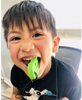 ARK Therapeutic kauwketting Dino-Bite sensorisch speelgoed lichtgrijs Stevige, brede kauwketting in T-Rex-vorm, geliefd bij dinofans, voor kinderen en volwassenen.-3