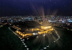 Art puzzel Neon - Anitkabir - 1000 stukjes