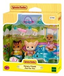 Sylvanian Families Trio Peutervriendjes Zwembad Pret