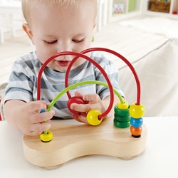Hape Kralenspiraal educatief speelgoed met zuignappen en kralen