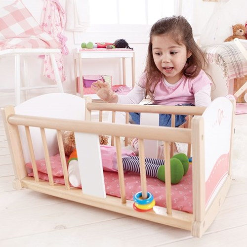 Hape poppenwiegje houten speelgoed wiegje voor babypop wit roze-3