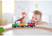 Hape houten treinbaan goederenvervoer set met kraan en accessoires-2