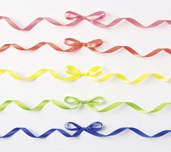 Folia rubans satinés jouet set 5 x 4 m couleurs néon décoration