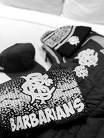 Gilbert Barbarians T-shirt rugby Quest logo maat M katoen