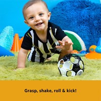 Oball baby voetbal rammelaar zwart wit - flexibele bal voor baby's-3
