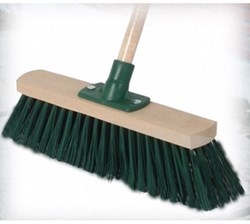 Koopman straatbezem met steel - houten bezem 30x120 cm voor buiten