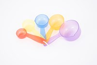 TickiT tasses à mesurer translucides couleur - jouet éducatif lot de 5-2