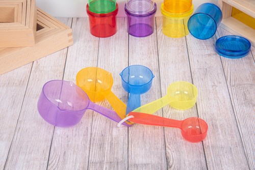 TickiT tasses à mesurer translucides couleur - jouet éducatif lot de 5-3