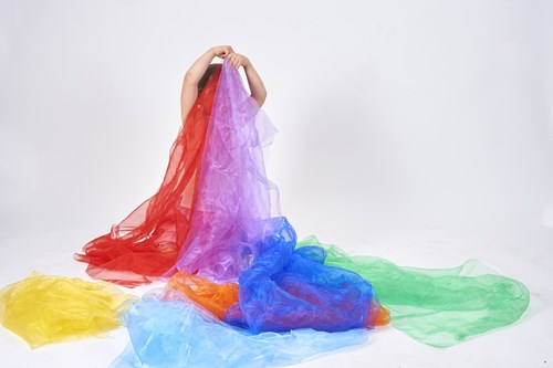 TickiT Écharpes arc-en-ciel en organza - 7 pièces jouet éducatif-2
