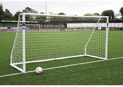 Precision but de football Match 12x6 homologué BS 8462 - plastique